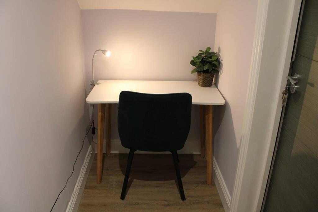 5 Star Apartment London Kültér fotó
