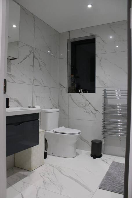 5 Star Apartment London Kültér fotó